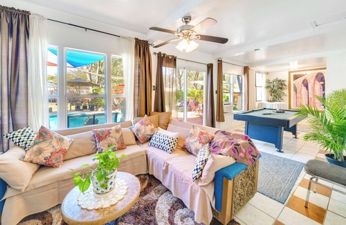 Heritage Villa | Private Pool & Yard! Massive San Antonio Villa