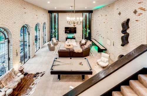 Denver House | Private Poolside Paradise Attached Home by Denver