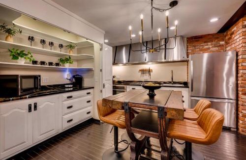 Denver House | Private Poolside Paradise Attached Home by Denver