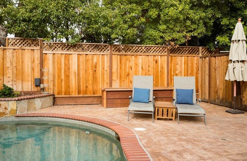 Cambrian Community Apartment | Private Queen Suite with Pool and Hot Tub