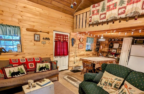 Forestport Cabin | 🌲 Private, Quiet, Rustic Lakeside Cabin, close by to Old Forge! 🌲