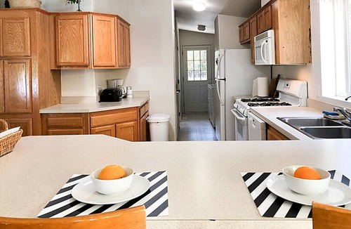 Willow Creek House | Private, Quiet, Willow Creek Retreat