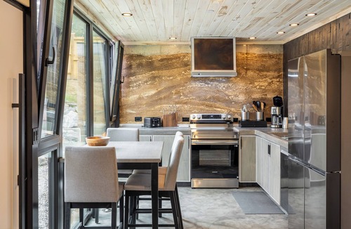 Nederland House | ​Private Rammed Earth Cabin: Soaking Tub & Kitchen
