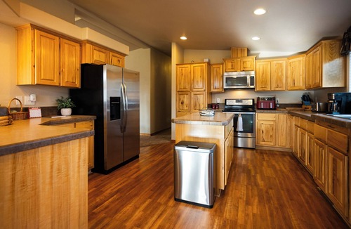 Olney House | Private ranch house on 9 acres that borders State Forest