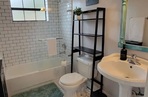 Weston Apartment | Private Relaxing Studio - Weston