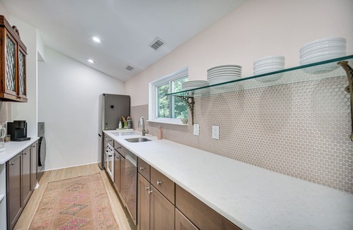 Virginia Beach Apartment | Private Residence: Shared Oasis in Virginia Beach