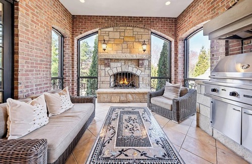 Leawood House | Private Resort Estate | Pool, Spa, Theater, Game