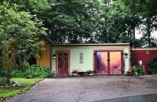 Manchaca Cottage | Private Respite Breathe Deeply Cabin with Garden, SwimSpa/Hot Tub, Fire Pit