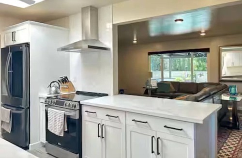 Orangevale House | Private Retreat in Orangevale