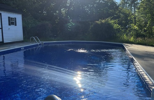 Warwick House | Private Retreat w/Pool, Hot Tub & Fire Pit, Perfect for Groups!