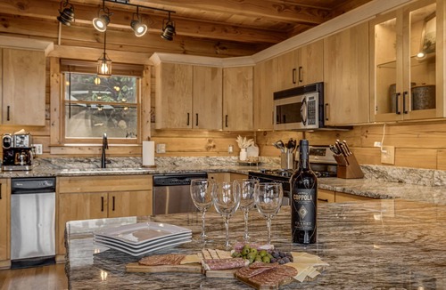 Apple Ridge House | Private Retreat w/Views, Hot Tub + Game Room
