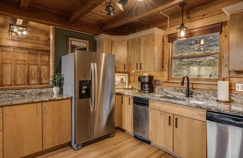 Apple Ridge House | Private Retreat w/Views, Hot Tub + Game Room