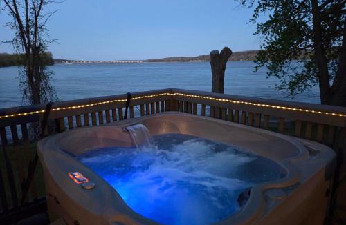 Lynn Center House | Private Riverfront Escape with Hot Tub, Fire Pit & Wildlife Views