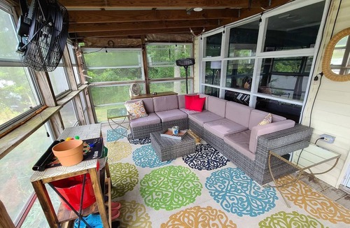 Hague House | Private Riverfront Home with dock