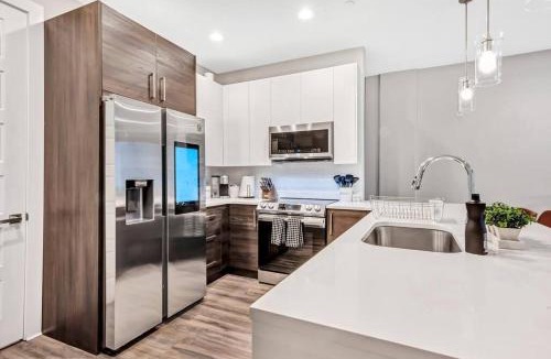 Fort Worth House | Private Rooftop Patio + 4 Story Home in Downtown FW