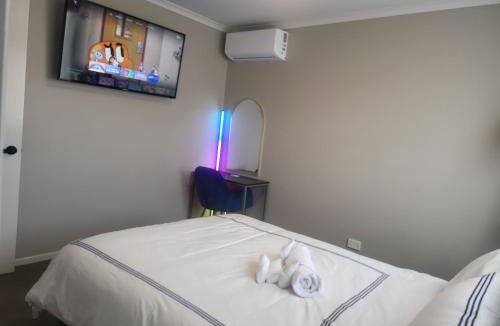 Craigieburn House | Private Room 3- The Smart Stay