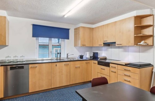 Dietikon District Apartment | Private room for four in lovely shared home