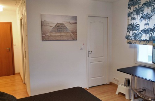 Mont-Saint-Martin Bed & Breakfast | Private room with bathroom-Plateau-Mont-Saint-Martin-Bl