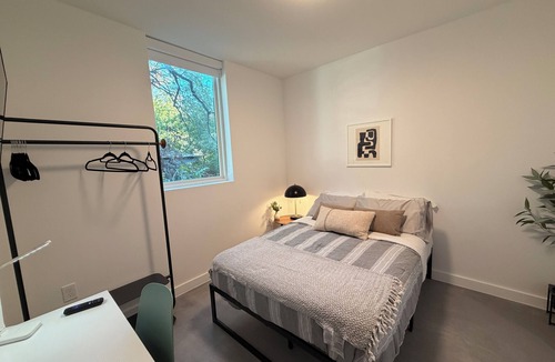 West End Apartment | Private room in a central location in Downtown Austin