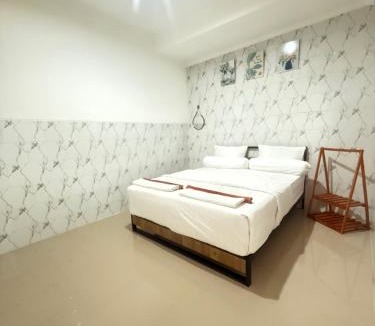 Renon House | Private Room In Bali 10Mints To Sanur Beach