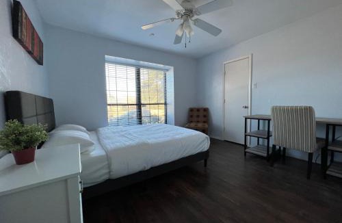 North Central Carrollton House | Private Room in Carrollton