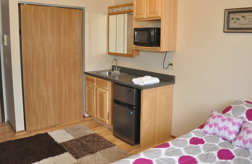 Winona House | Private Room in Dorm-Style Building