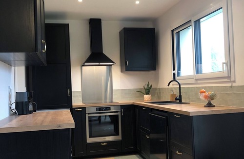 Vezin-le-Coquet Bed & Breakfast | Private room in shared apartment by the week