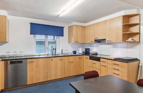 Dietikon District Apartment | Private room in lovely shared property near Zurich