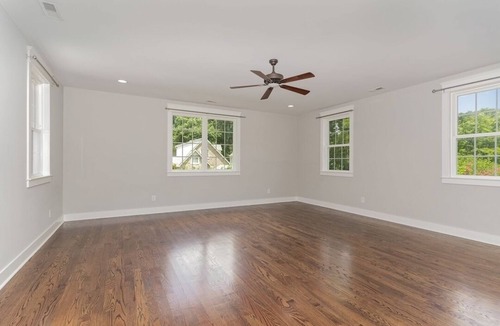 Green Hills House | Private Room in Luxe Green Hills Home – Prime 12 South Location