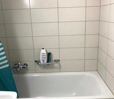 Lancy House | Private room in new apartment in Lancy