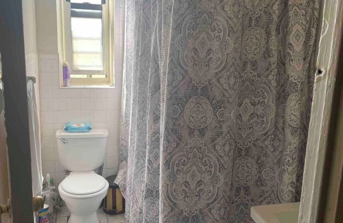 Fleetwood - Concourse Village Apartment | Private room in rental unit in Bronx , New York