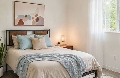 Franklin Park Bed & Breakfast | Private Room in SE Austin - 10 min from Airport & Downtown