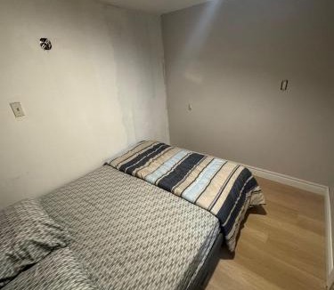 Malton House | Private Room Near Airport D88