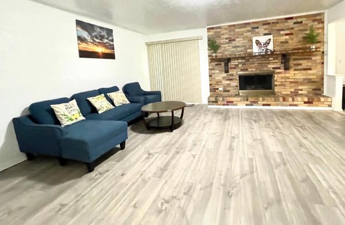 Plano House | Private room near downtown in Plano