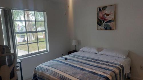 Westgate House | Private Room Near Airport