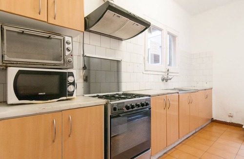 La Maternitat i Sant Ramon Apartment | Private room no. 6 with terrace 200 m2.