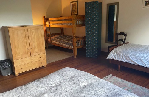 Quirbajou Bed & Breakfast | Private room or dormitory Cathar Trail stage relay fermedeMarithé