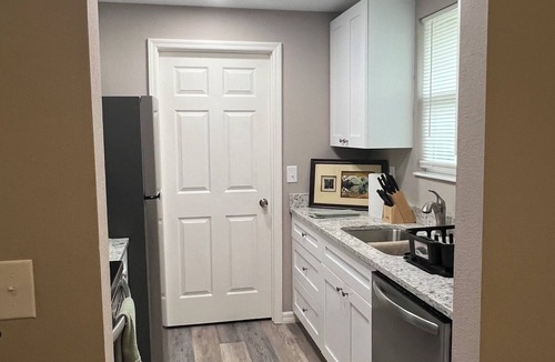 Spring Hill House | Private Room Rental!