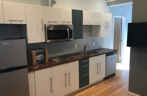 Danbury Apartment | Private Room W/Private Bathroom l Shared Kitchen