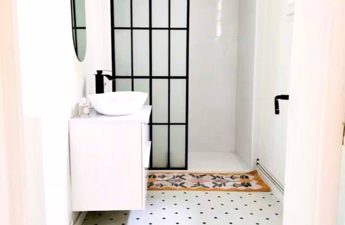 Neuf-Marche Cottage | Private room, WIFI fiber, on the Paris-Dieppe route, DDP included