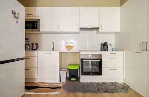 El Guinardo Bed & Breakfast | Private Room with A/C & Rooftop