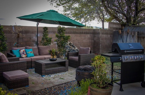 Palmdale Apartment | Private Room with Bathroom