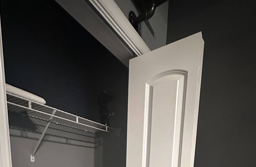 Morgan House | Private Room - Wwalkable to the Beach