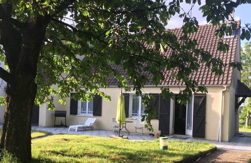 Ozouer-le-Voulgis House | Private rooms in a house in Seine et Marne