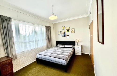 Mount Wellington House | PRIVATE ROOMS IN CENTRAL AUCKLAND