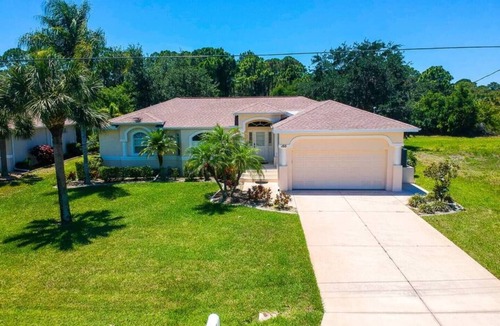 Long Meadow House | Private Rotonda Pool Home