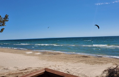 Wainfleet Cottage | Private sand beach. Lakefront. Spacious LongBeachCottages.com – Cottage #1