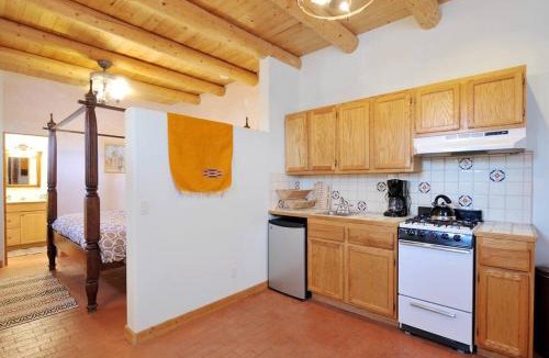 Northeast Santa Fe House | Private Santa Fe Retreat w/King Bed, patio