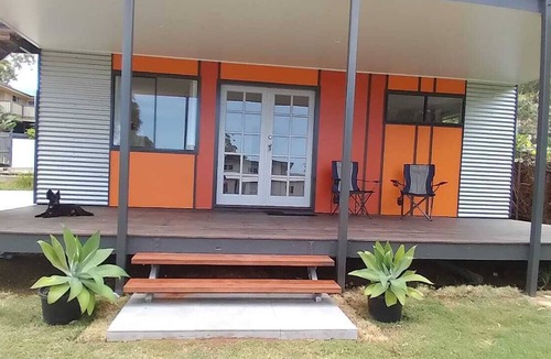 Brisbane Waterfront Apartment | Private self contained 2 bedroom apartment