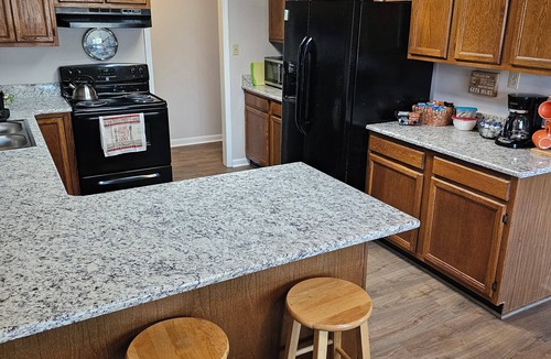 Seneca House | Private setting close to Clemson University